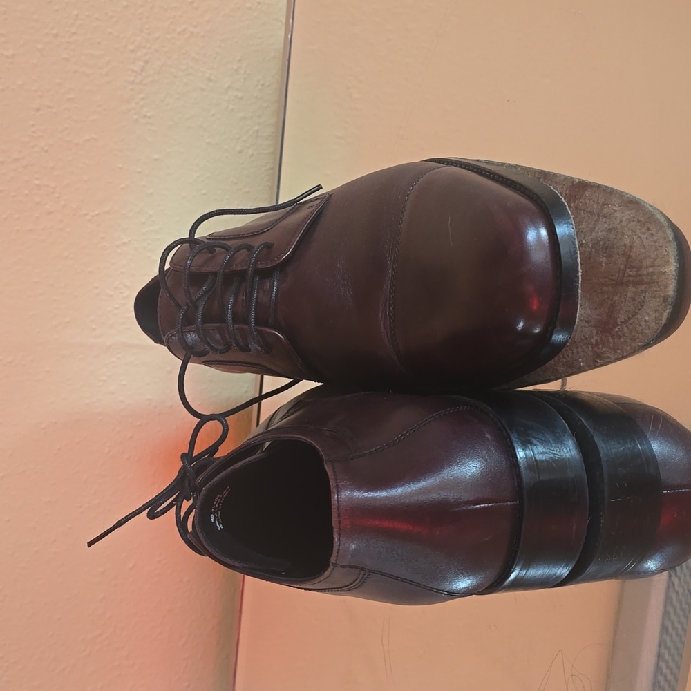 men's sneakers in good condition made in india